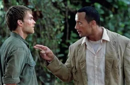 L-R: Travis (Seann William Scott), Beck (Dwayne 'The Rock' Johnson)