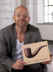 Professor Wolfgang Flatz, steht f&uuml;r die klassische Moderne und ist als Experte f&uuml;r die moderne Malerei zust&auml;ndig.