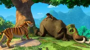 Mogli hat den schlafenden Hathi gefunden. Shir Khan soll denken, er und Hathi seien tot. Das soll den Tiger davon abhalten, sie anzugreifen.
