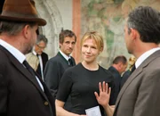 August Schmölzer (Anton Wolf), Max von Thun (Franz Wolf), Franziska Weisz (Irene Kemmer), Harald Schrott (Matti Kemmer). August Schmölzer (Anton Wolf), Max von Thun (Franz Wolf), Franziska Weisz (Irene Kemmer), Harald Schrott (Matti Kemmer).