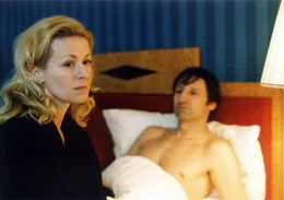 Petra Morz&eacute; (Eva), Andreas Patton (Tomasz).
