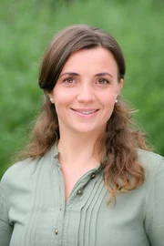 Im Bild: Gesine Brandl (Olga Kolb).