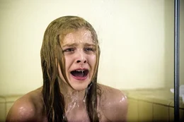 Carrie White (Chlo&euml; Grace Moretz)
