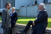 L-R: Joe Merriwether (Jeffrey Dean Morgan), Katherine Cowles (Abbie Cornish), Dr. John Clancy (Anthony Hopkins).