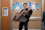 Chicago Med Staffel 10 Folge 9 Steven Weber als Dr. Dean Archer
