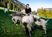 SRF bi de Lüt - Landfrauenküche. Folge 7. Yvonne Heinzer. SRF bi de Lüt - Landfrauenküche. Folge 7. Yvonne Heinzer.