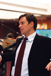 Tony (Michael Weatherly) arbeitet an einem schwierigen Fall ...