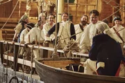 Die Crew der Bounty mit Max Giermann, Alexander Schubert, Antoine Monot, Jr., Holger Stockhaus und Komparsen.