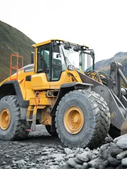 Shot of the loader as it was clearing tailing. Shot of the loader as it was clearing tailing.