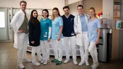 Pressetermin am Set der RTL-Medical-Serie "Nachtschwestern". In den Hauptrollen: (v.l.) Oliver Franck als Dr. Sebastian Sander, Sila Sahin als Samira Akg&uuml;n, Mimi Fiedler als Nora Altmeyer, Ines Quermann als Ella Fink, Nassim Avat als Karim Asfari, Marc Dumitru als Dr. Jan K&uuml;hnert und Valerie Huber als Kiki Schmitz.