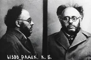 Im zweiten Moskauer Schauprozess 1937 wurde Karl Radek als vermeintlicher Trotzki-Anhänger und Verräter zu zehn Jahren Lagerhaft verurteilt. Im zweiten Moskauer Schauprozess 1937 wurde Karl Radek als vermeintlicher Trotzki-Anhänger und Verräter zu zehn Jahren Lagerhaft verurteilt.