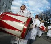 Trommelweiber im Fasching.