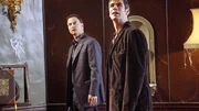 V.l.: Det. Mac Taylor (Gary Sinise) und sein Kollege Det. Don Flack (Eddie Cahill) staunen &uuml;ber die Entdeckungen die sie, in dem der scheinbar harmlosen Penthouse, machen.