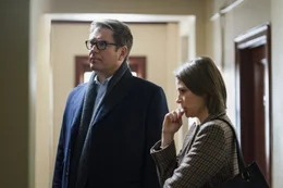 Jason Bull (Michael Weatherly, l.); Taylor Rentzel (MacKenzie Meehan, r.)