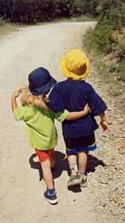 Philipp und Vanessa wachsen auf wie Geschwister. Doch mit 6 Jahren verschwindet Vanessa pl&ouml;tzlich aus Philipps Leben.