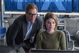 Jason Bull (Michael Weatherly, l.); Taylor Rentzel (MacKenzie Meehan, r.)
