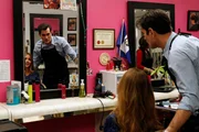 Gloria Delgado-Pritchett (Sof&iacute;a Vergara), Phil Dunphy (Ty Burrell)