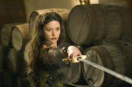 Elena (Catherine Zeta-Jones)