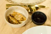 Tagesmotto "Silvesterparty": Gyoza vom Reh mit Ponzu von Viktoria Fuchs
