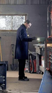 Ein Mann wird tot aufgefunden. Detective Mac Taylor (Gary Sinise) sucht nach Hinweisen.