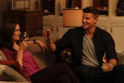 Bones_Ep804_Bones_and_Sweets_dance_sc_32_0014