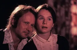 Bess McNeill (Emily Watson), Jan Nyman (Stellan Skarsg&aring;rd)