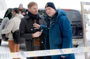 Wisting (Sven Nordin) muss die Fragen eines Reporters abblocken. Weiteres Bildmaterial finden Sie unter www.br-foto.de. Wisting (Sven Nordin) muss die Fragen eines Reporters abblocken. Weiteres Bildmaterial finden Sie unter www.br-foto.de.