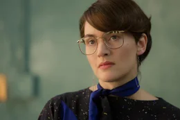 Joanna Hoffman (Kate Winslet)