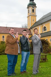 Im Bild (v.li.): Korbinian Hofer (Joseph Hannesschl&auml;ger), Fabrizio Frey (Andreas Gabalier), Sven Hansen (Igor Jeftic).