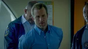 Das Team scheint auseinanderzubrechen, als Chi und Danny (Scott Caan) verhaftet werden ...