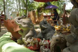 Im gesamten Stadtbild von Chiang Mai finden sich zahlreiche Symbole des Elefanten, der noch immer als besonderes Tier in Thailand verehrt wird.