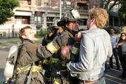 CHICAGO FIRE -- "Defcon 1" Episode 203 -- Pictured: Jesse Spencer als Matthew Casey, Eamonn Walker als Battalion Chief Wallace Boden, Taylor Kinney als Kelly Severide.