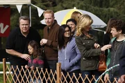 L-R: Cameron Tucker (Eric Stonestreet), Lily Tucker-Pritchett (Aubrey Anderson-Emmons), Mitchell Pritchett (Jesse Tyler Ferguson), Alex Dunphy (Ariel Winter), Manny Delgado (Rico Rodriguez), Claire Dunphy (Julie Bowen), Luke Dunphy (Nolan Gould)