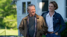 Chris Cooper (Jack Hastings), Mackenzie Davis (Diana Hastings).