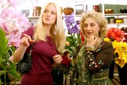 (v.li.): Teri Polo (Stephanie), Carol Kane (Joy).