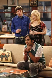 Bernadette und Howard machen sich Sorgen um Raj - der dem Bann einer Frau erlegen ist ...