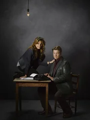 (5. Staffel) - Werden sie auch weiterhin als Team zusammenarbeiten? Richard Castle (Nathan Fillion, r.) und Kate Beckett (Stana Katic, l.).