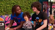 L-R: Andre Harris (Leon Thomas III), Rex, Robbie Shapiro (Matt Bennett)