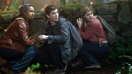 Grover (Brandon T. Jackson, li.), Percy (Logan Lerman) und Annabeth (Alexandra Daddario); Grover (Brandon T. Jackson, li.), Percy (Logan Lerman) und Annabeth (Alexandra Daddario)