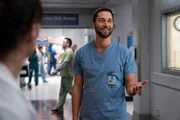 Dr. Max Goodwin (Ryan Eggold)