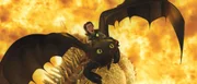 Gef&auml;hrlicher Feuerwall: Der Wikingerjunge Hicks versucht, sich und seinen Drachen Ohnezahn aus dem Flammenmeer der wilden Bestie zu retten.