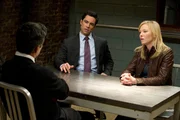 -- "Home Invasions" Episode 1314 -- Pictured: (l-r) Esai Morales as Jimmy Vasquez, Danny Pino as Det.