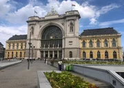 Bahnhof Budapest-Keleti, der Ostbahnhof, er&ouml;ffnet 1884 im Neorenaissancestil.