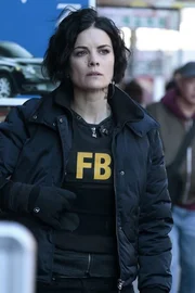 Jane Doe (Jaimie Alexander).