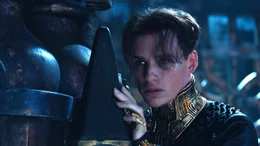 Balem Abrasax (Eddie Redmayne)