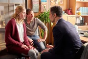Stefan (Hendrik Duryn) und Karin (Jessica Ginkel) haben einen Termin mit Michael (Gabriel Merz, r.). Stefan (Hendrik Duryn) und Karin (Jessica Ginkel) haben einen Termin mit Michael (Gabriel Merz, r.).