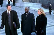 L-R: Capt. James Deakins (Jamey Sheridan), Asst. DA Ron Carver (Courtney B. Vance) and Det. Alexandra Eames (Kathryn Erbe). L-R: Capt. James Deakins (Jamey Sheridan), Asst. DA Ron Carver (Courtney B. Vance) and Det. Alexandra Eames (Kathryn Erbe).