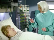 MDR Fernsehen IN ALLER FREUNDSCHAFT FOLGE 277, "Goldener Herbst", am Montag um 11:40 Uhr. Hella Reich (Ilse Zielstorff, re.) sieht ein, dass Hannes Trude (Ingeborg Krabbe, li.) liebt. Die beiden Freundinnen vers&ouml;hnen sich wieder.