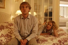 Gil (Owen Wilson, l.); Inez (Rachel McAdams, r.)