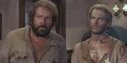 Der 'm&uuml;de' Joe (Terence Hill, r.) kommt in eine Stadt im S&uuml;dwesten und entdeckt im Sheriff des Ortes seinen eigenen Bruder, den man 'der Kleine' (Bud Spencer, l.) nennt ...